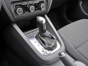 速腾2014款 改款 1.6L 自动时尚型