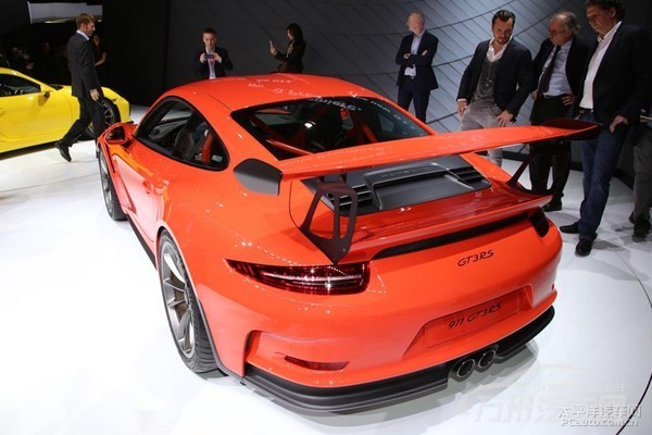全新保时捷911 GT3 RS