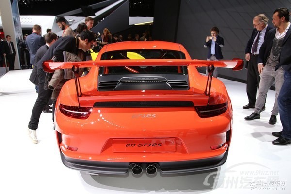 全新保时捷911 GT3 RS