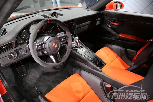全新保时捷911 GT3 RS