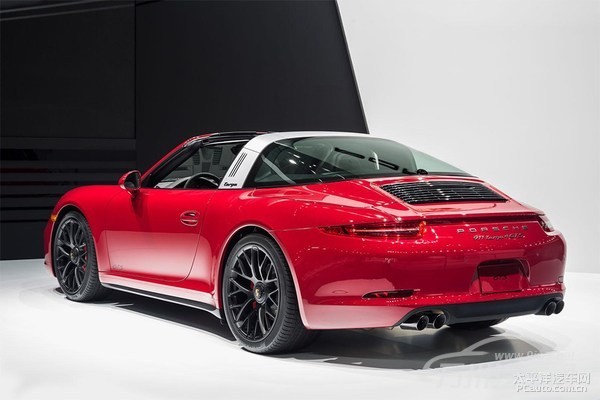 保时捷911 Targa 4 GTS