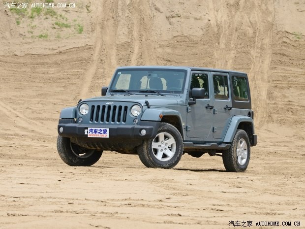 Jeep(进口) 牧马人 2014款 2.8TD 四门版 Sahara