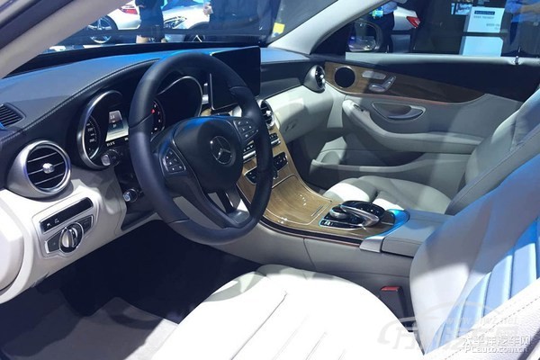 国产奔驰C300L